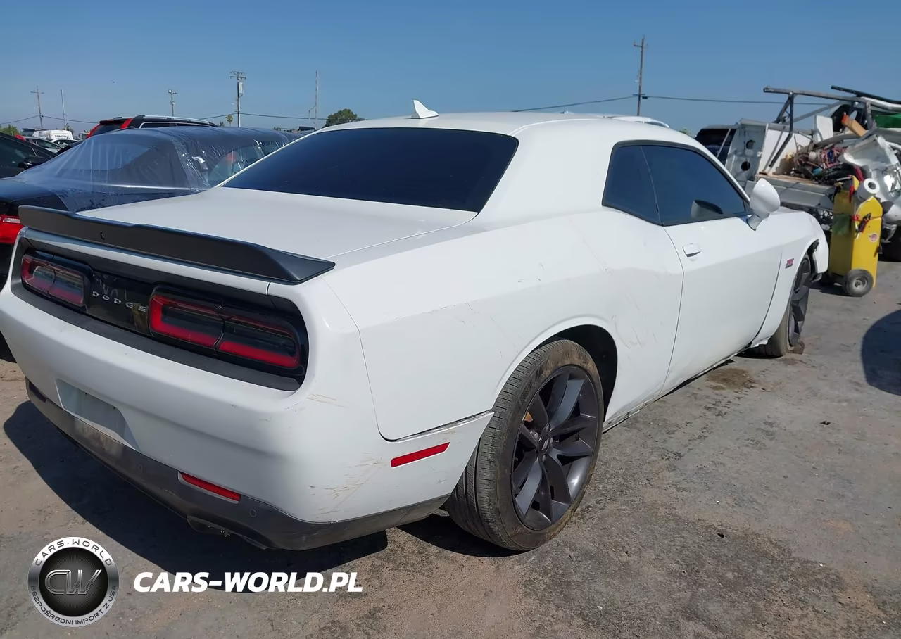 2019 Dodge Challenger R-T Scat Pack VIN:2C3CDZFJ4KH591233 - 4