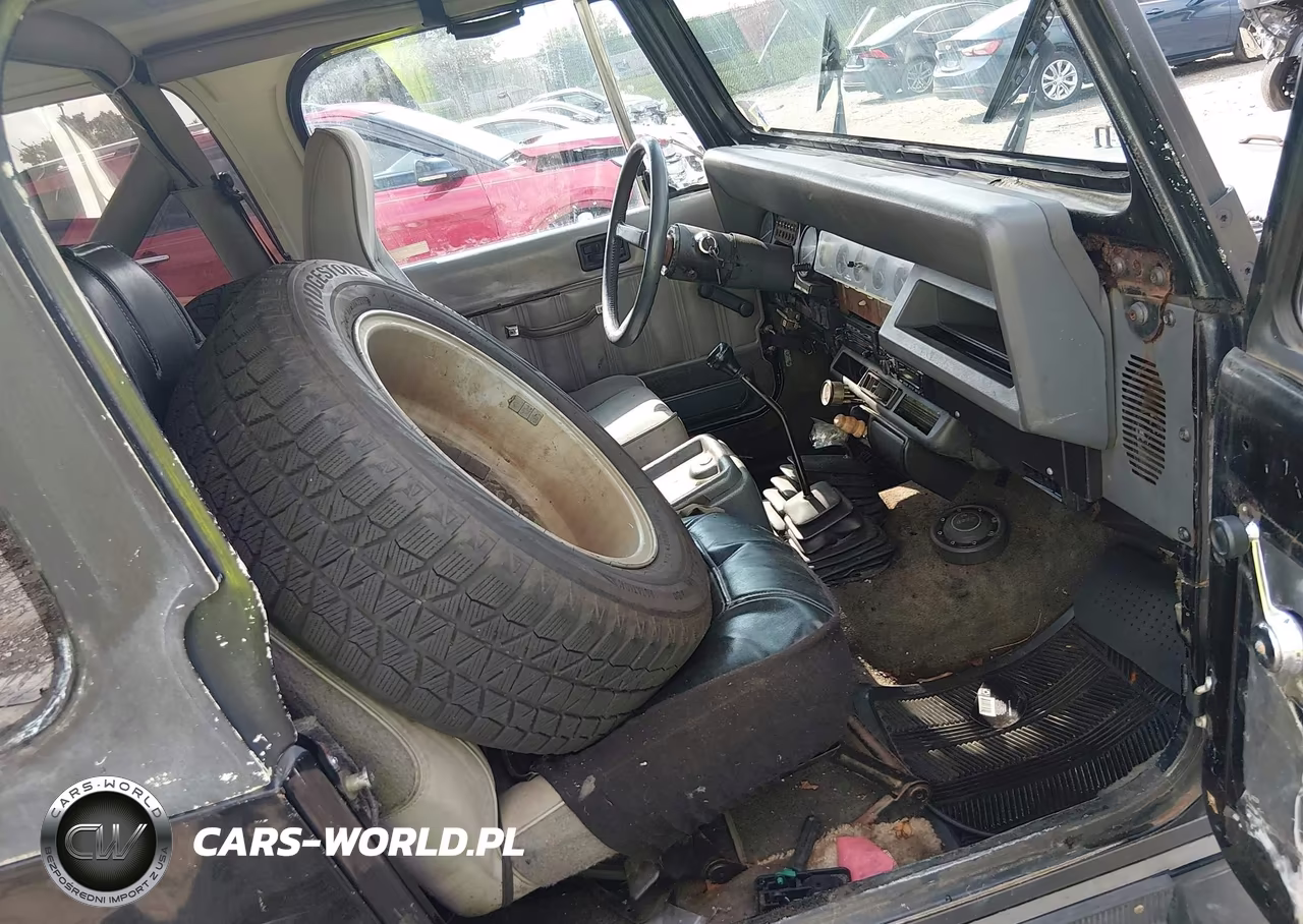 1990 Jeep Wrangler - Yj Laredo VIN:2J4FY59T0LJ521901 - 8