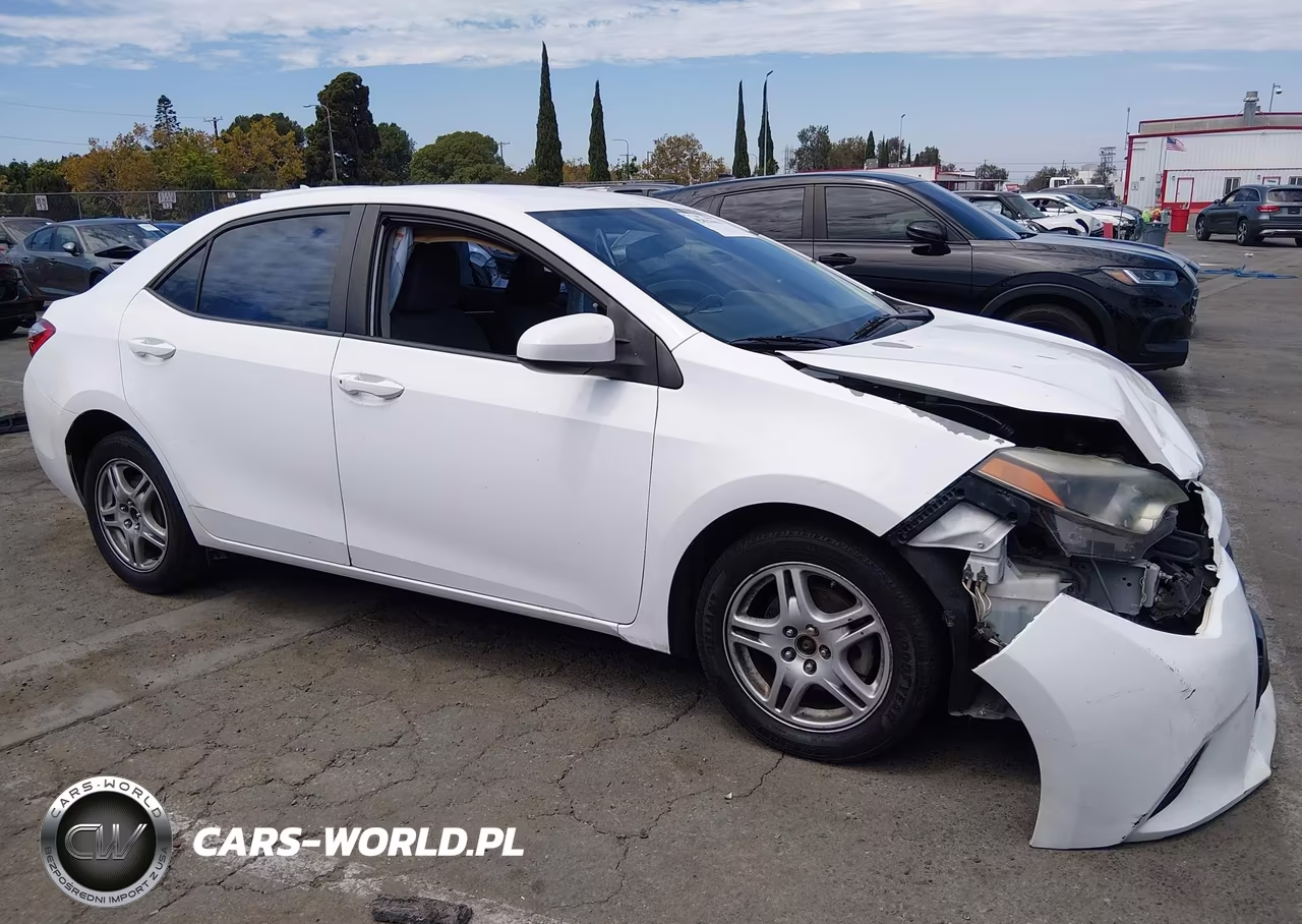 2015 Toyota Corolla L VIN:5YFBURHE5FP328904 - 13