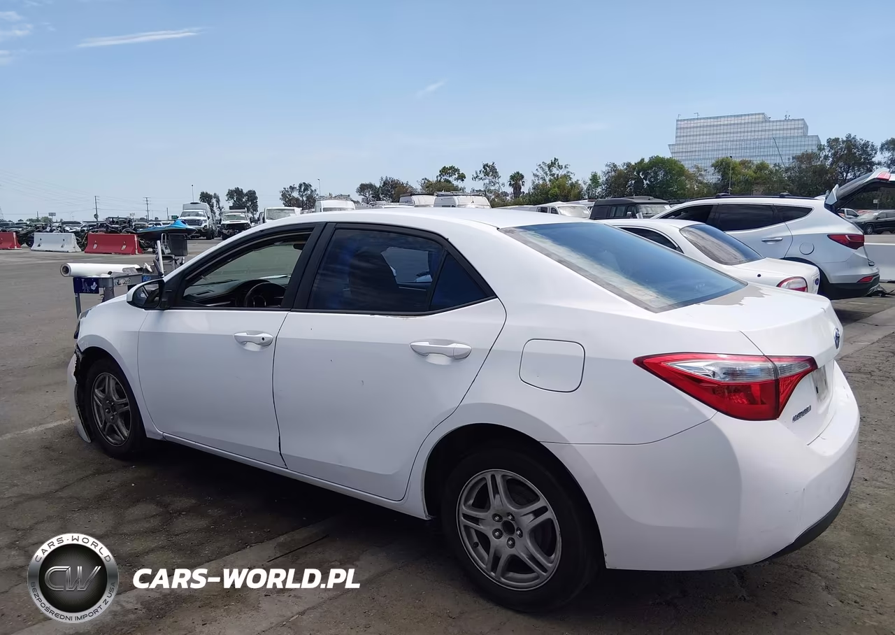 2015 Toyota Corolla L VIN:5YFBURHE5FP328904 - 14