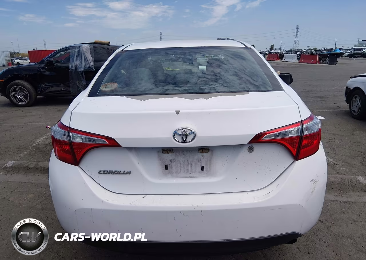 2015 Toyota Corolla L VIN:5YFBURHE5FP328904 - 16
