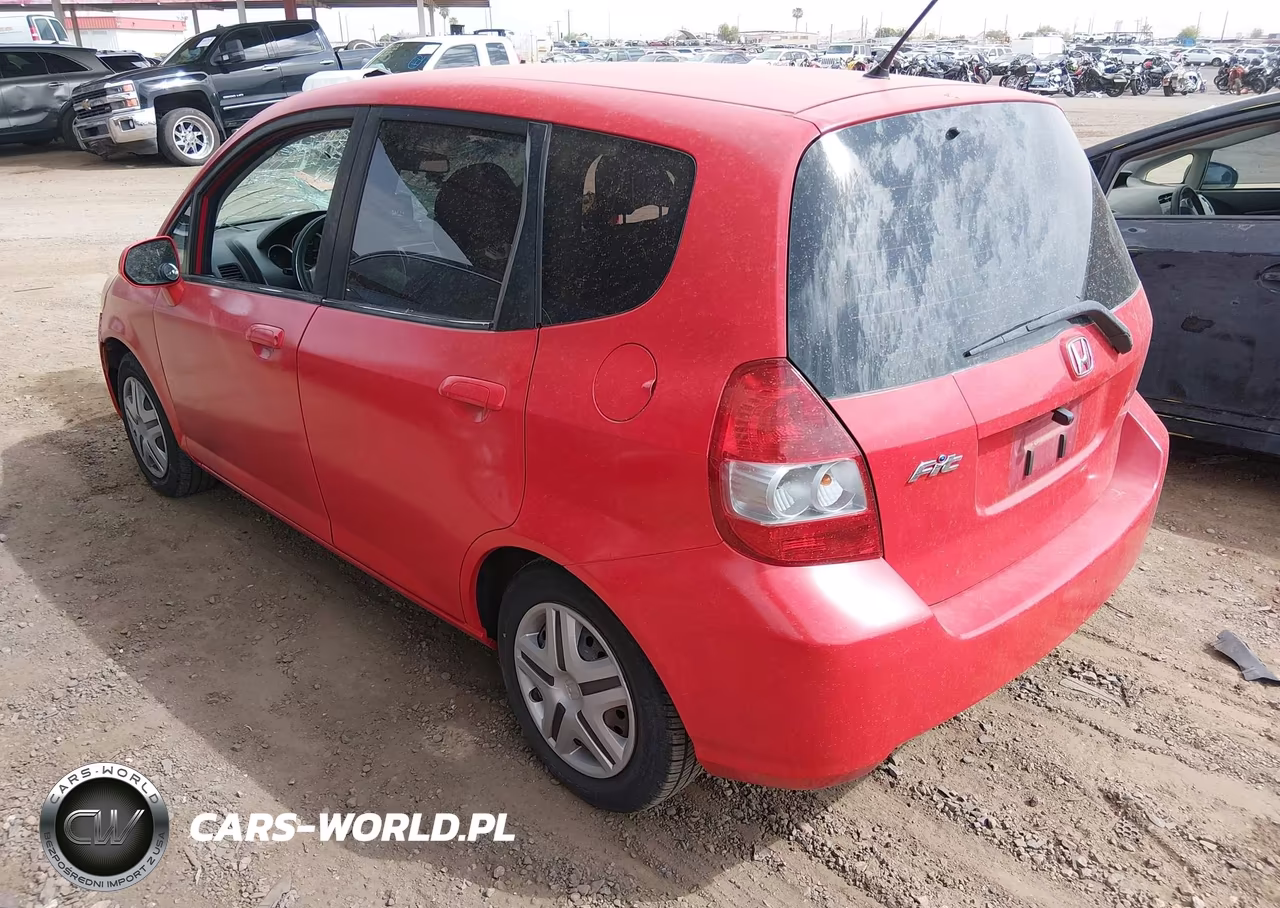 2008 Honda Fit VIN:JHMGD38468S070628 - 3