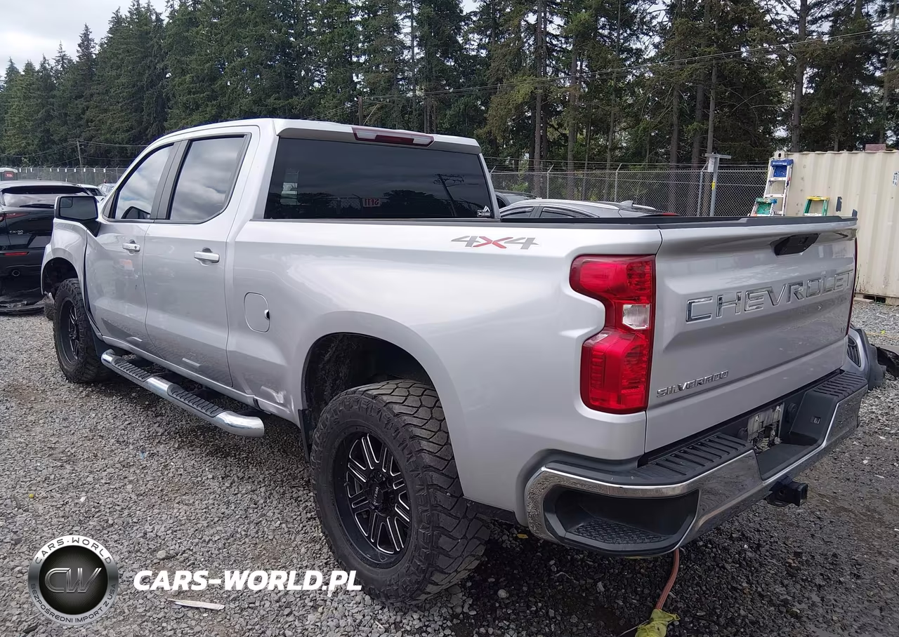 2021 Chevrolet Silverado 1500 Lt VIN:1GCUYDED3MZ236592 - 3