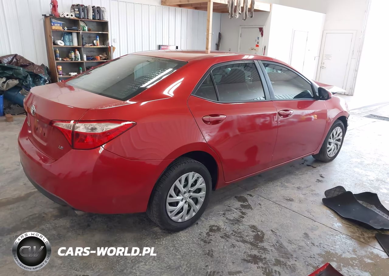 2019 Toyota Corolla Le VIN:5YFBURHE7KP920184 - 4