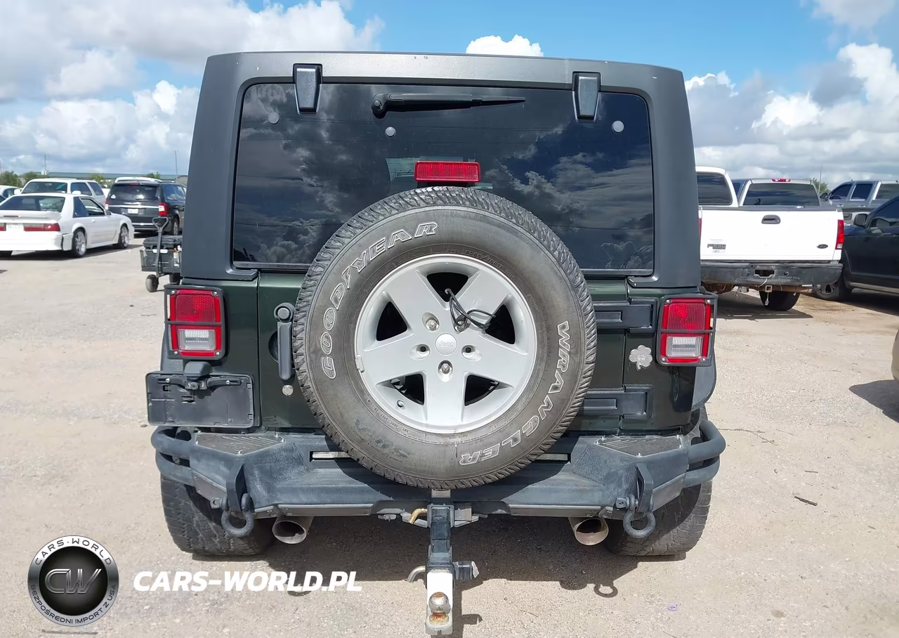 2011 Jeep Wrangler Unlimited Sport VIN:1J4BA3H14BL510044 - 16