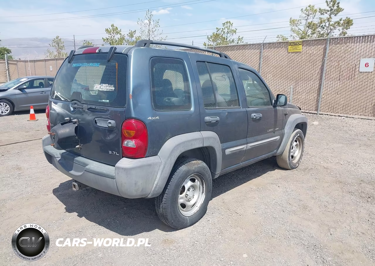 2002 Jeep Liberty Sport VIN:1J4GL48K72W201553 - 4
