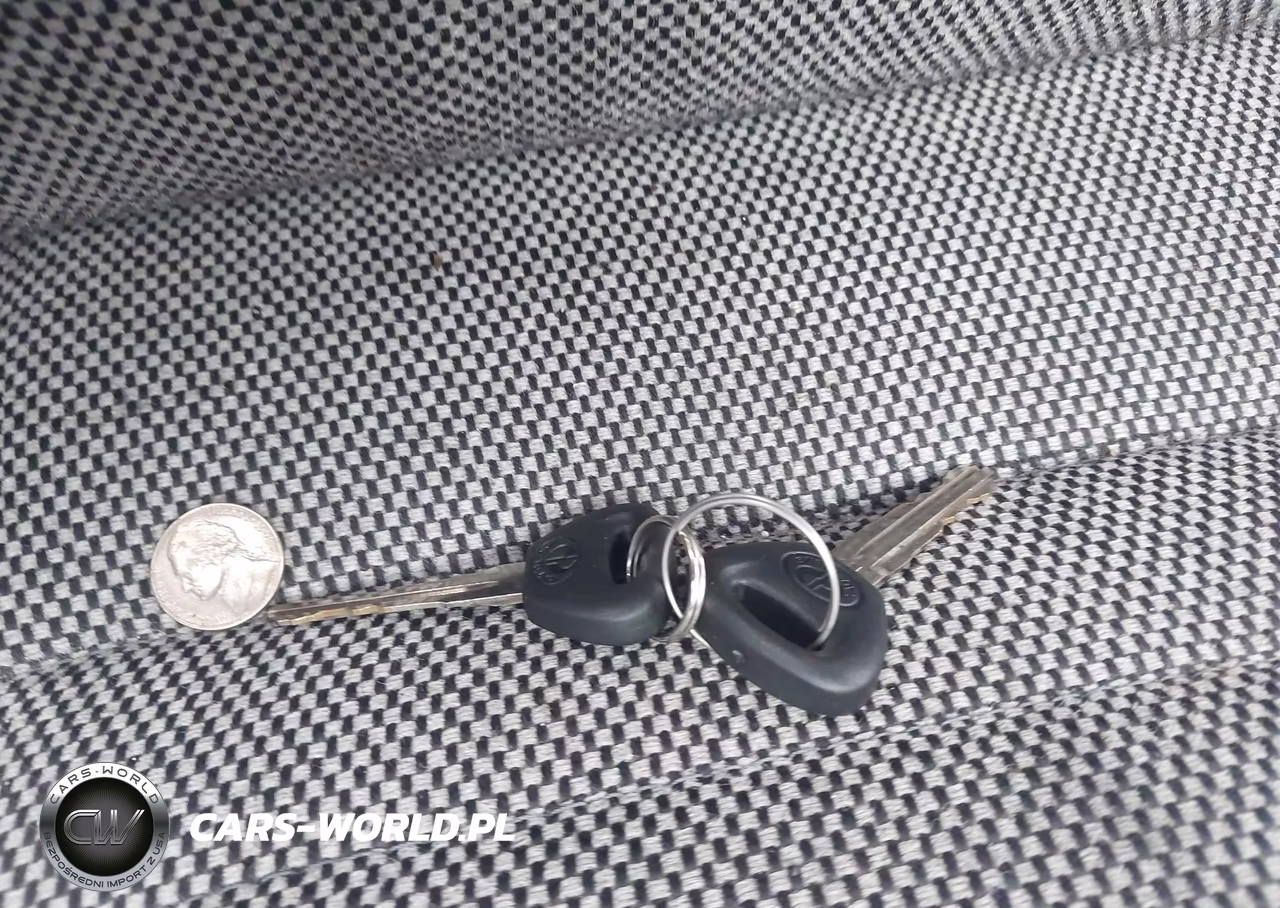 1989 Mazda B2200 Short Bed VIN:JM2UF113XK0803850 - 11