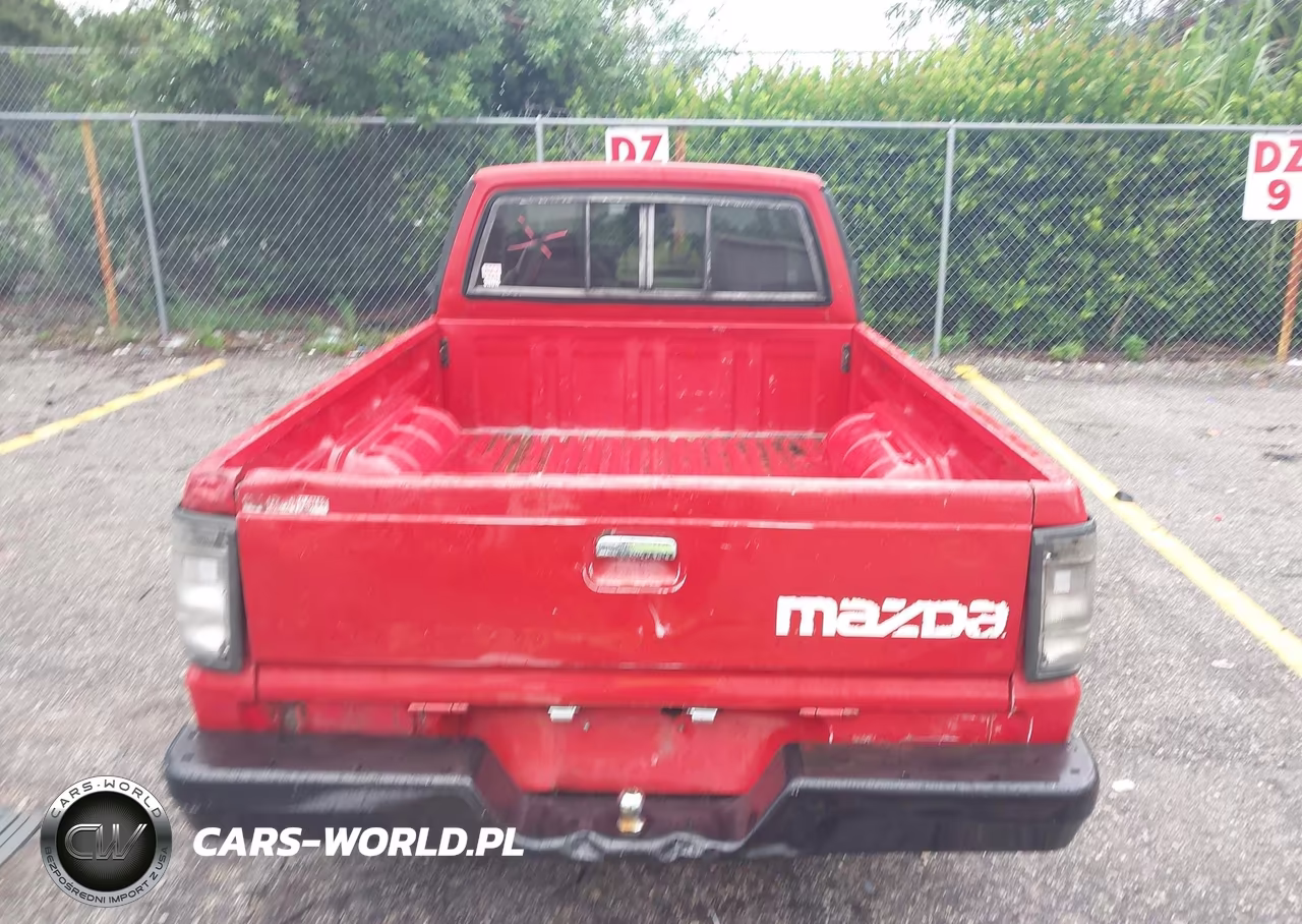1989 Mazda B2200 Short Bed VIN:JM2UF113XK0803850 - 17
