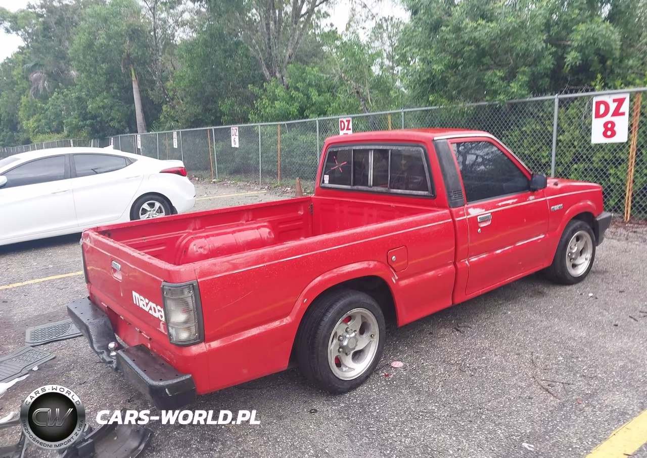 1989 Mazda B2200 Short Bed VIN:JM2UF113XK0803850 - 4
