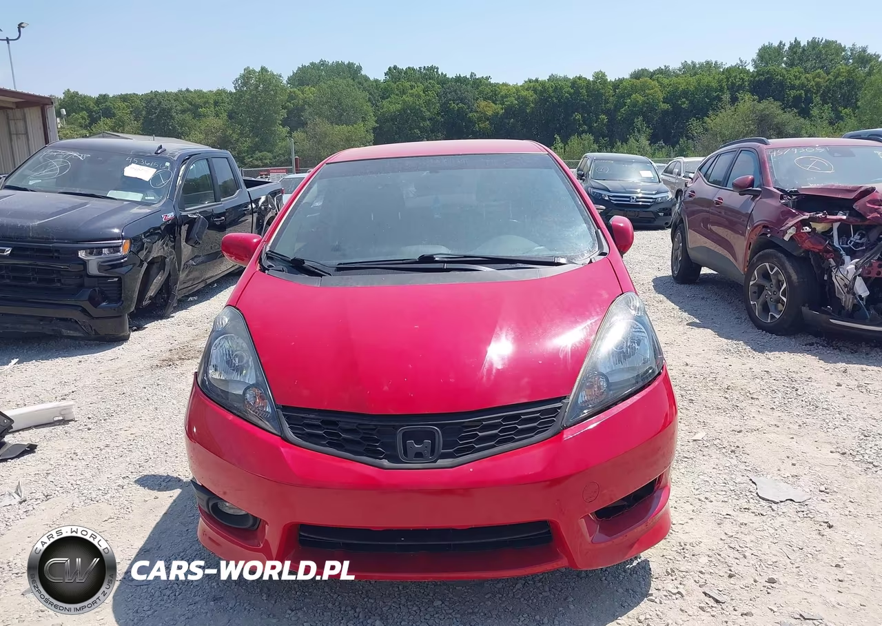 2013 Honda Fit Sport VIN:JHMGE8H51DC041447 - 12