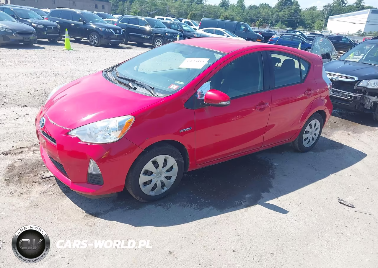 2014 Toyota Prius C Two VIN:JTDKDTB36E1568387 - 2