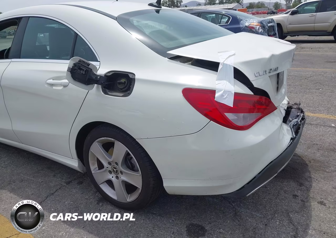 2018 Mercedes-Benz Cla 250 4Matic VIN:WDDSJ4GB0JN573916 - 18