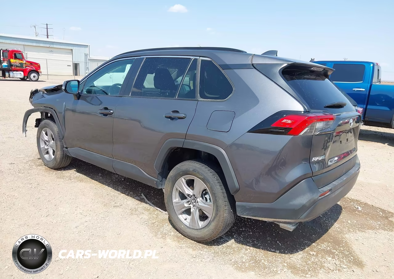 2025 Toyota Rav4 Xle VIN:2T3W1RFV2SW400087 - 3