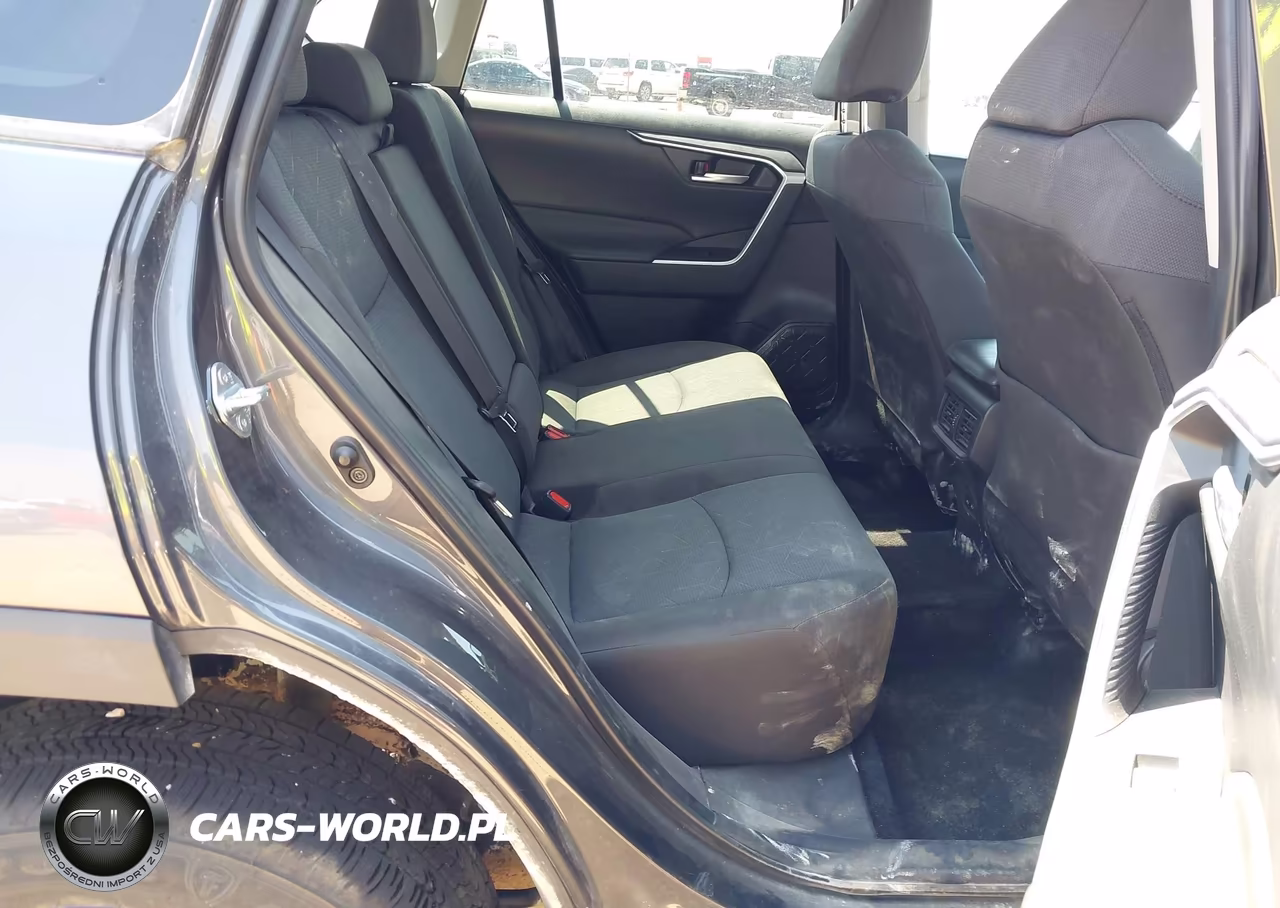2025 Toyota Rav4 Xle VIN:2T3W1RFV2SW400087 - 8