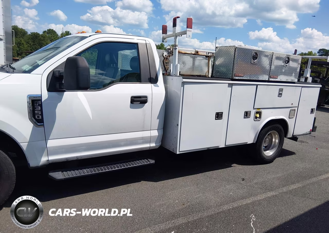 2017 Ford F-350 Chassis Xl VIN:1FDRF3G64HEE28634 - 13