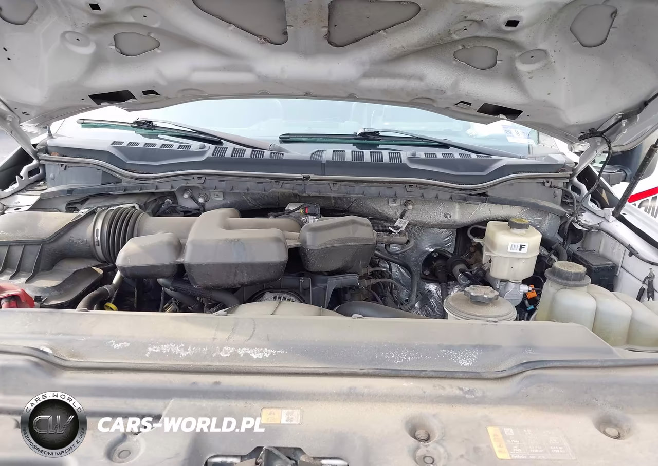 2019 Ford F-350 Chassis Xl VIN:1FDRF3G6XKEF58876 - 9