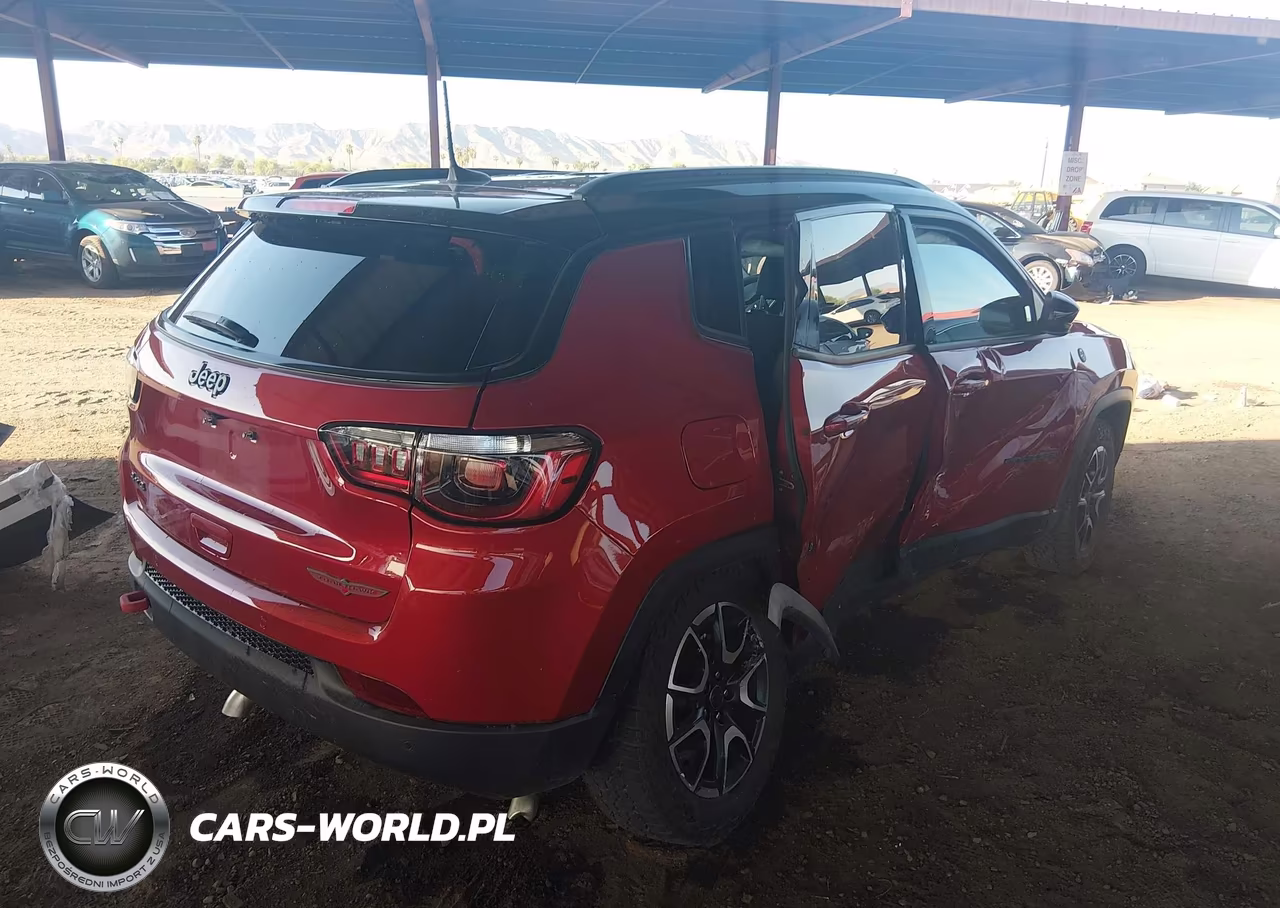 2026 Jeep Compass Trailhawk VIN:3C4NJDDN7TT208559 - 4
