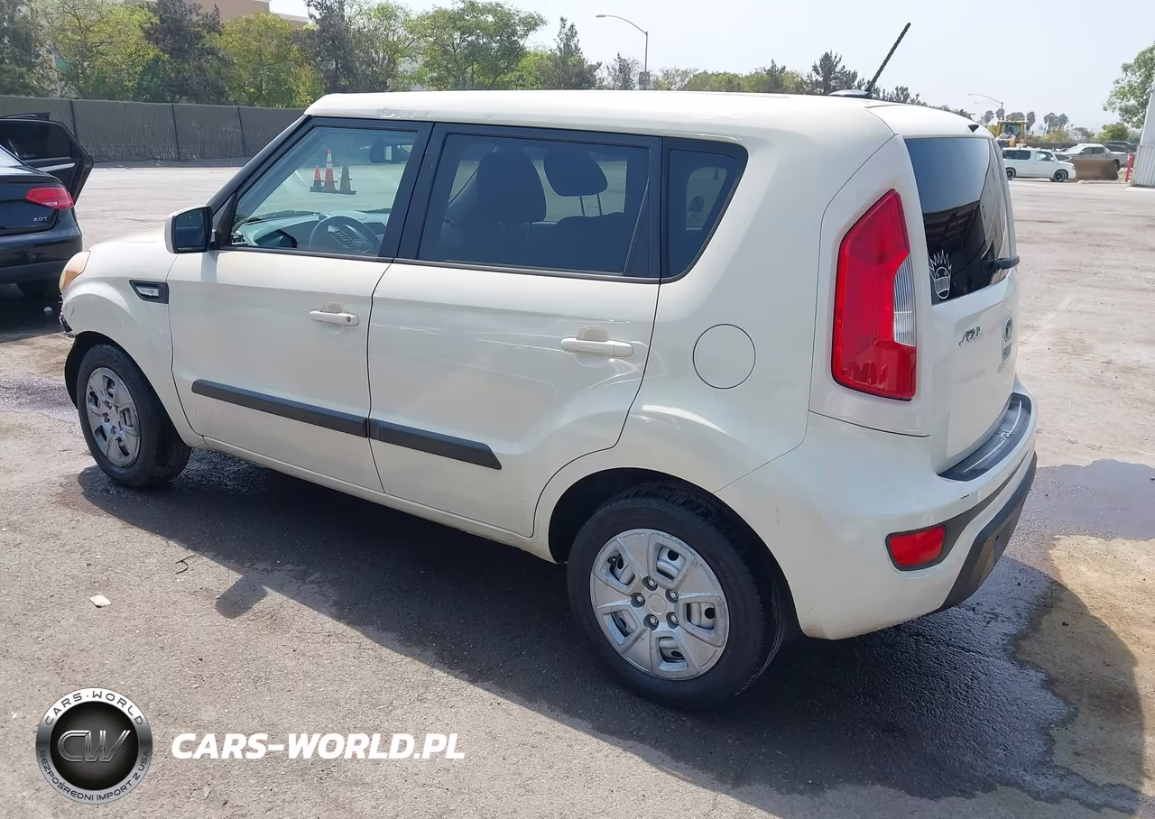 2013 Kia Soul VIN:KNDJT2A54D7487251 - 3