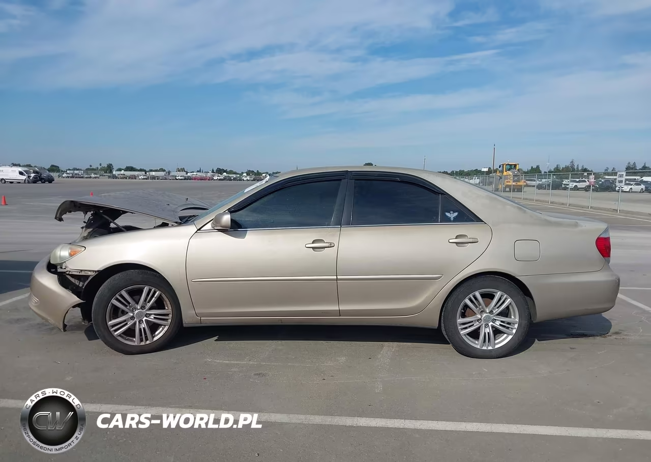 2005 Toyota Camry Le VIN:4T1BE32K95U508618 - 13