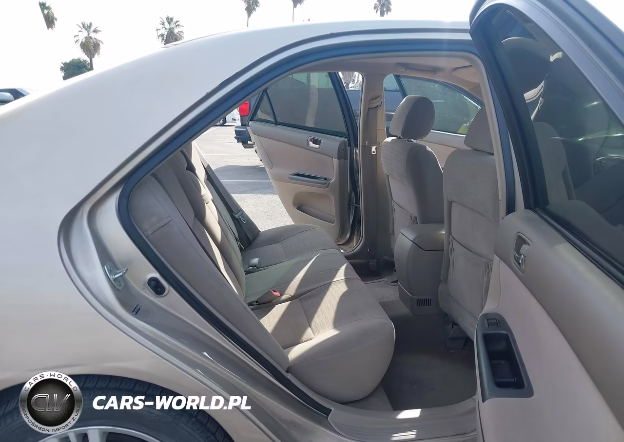2005 Toyota Camry Le VIN:4T1BE32K95U508618 - 8