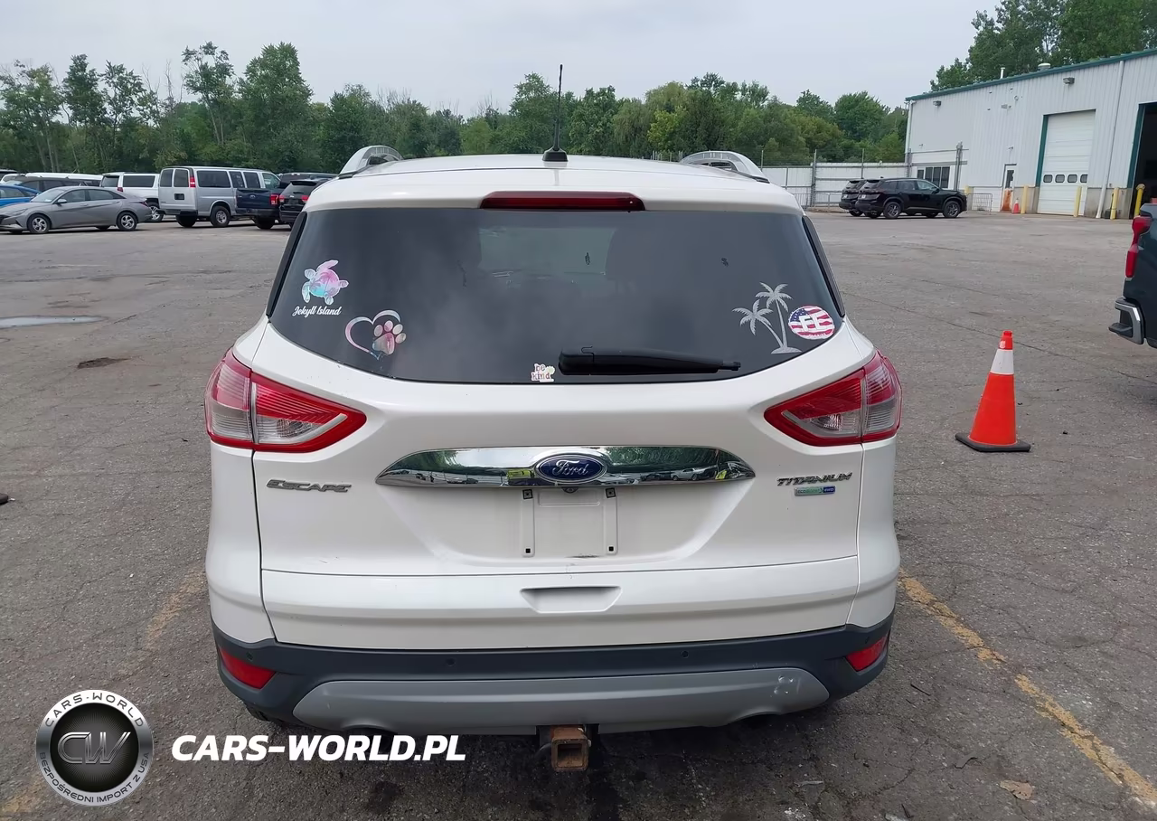 2016 Ford Escape Titanium VIN:1FMCU9J96GUB44220 - 17