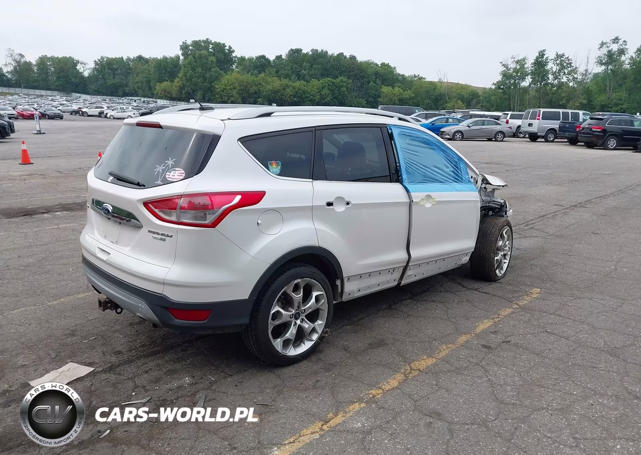 2016 Ford Escape Titanium VIN:1FMCU9J96GUB44220 - 4