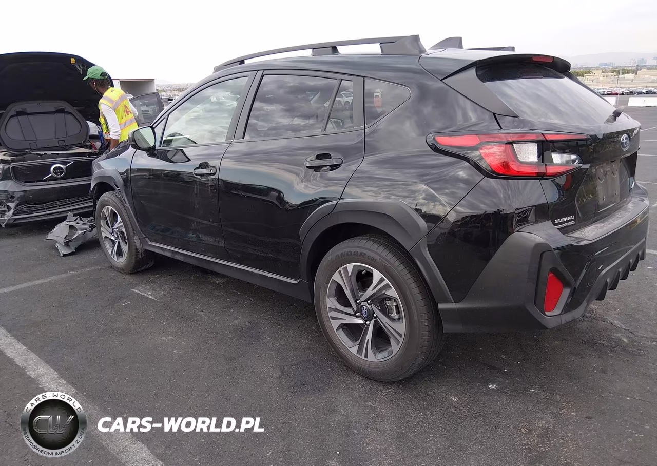 2024 Subaru Crosstrek Premium VIN:JF2GUADC2R8378639 - 3