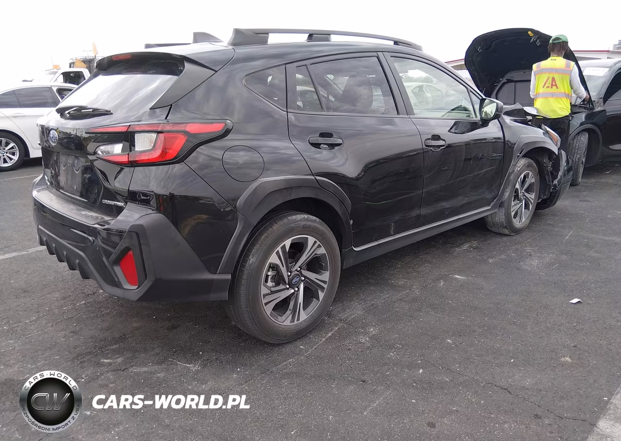 2024 Subaru Crosstrek Premium VIN:JF2GUADC2R8378639 - 4