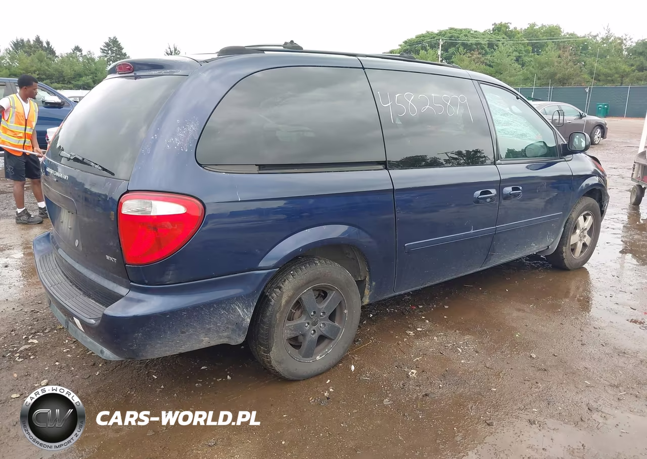 2005 Dodge Grand Caravan Sxt VIN:2D4GP44L35R100535 - 4