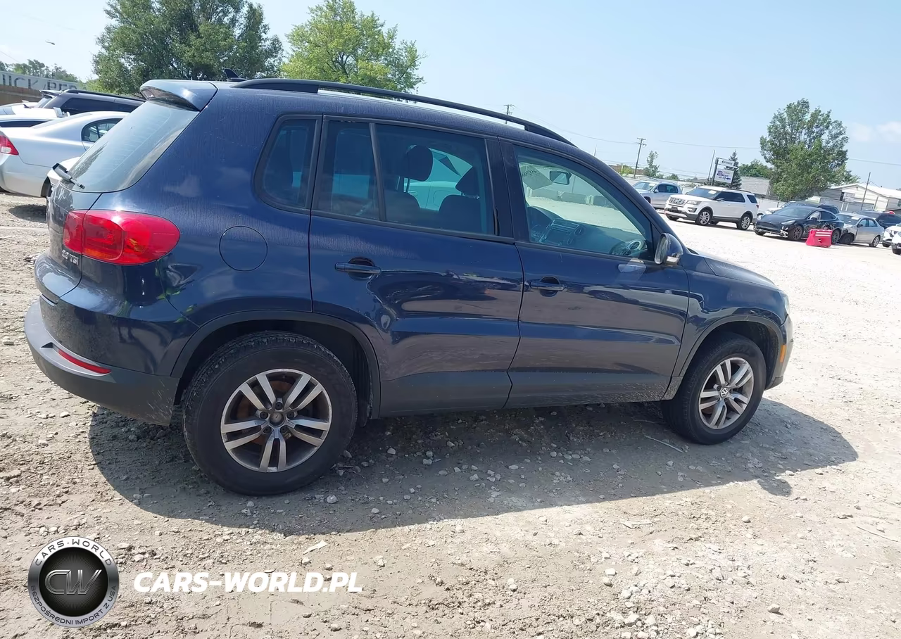 2015 Volkswagen Tiguan S VIN:WVGAV7AXXFW576027 - 13