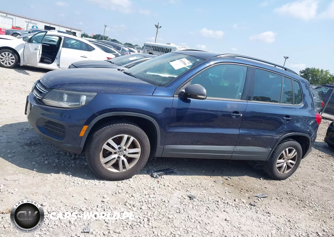 2015 Volkswagen Tiguan S VIN:WVGAV7AXXFW576027 - 14