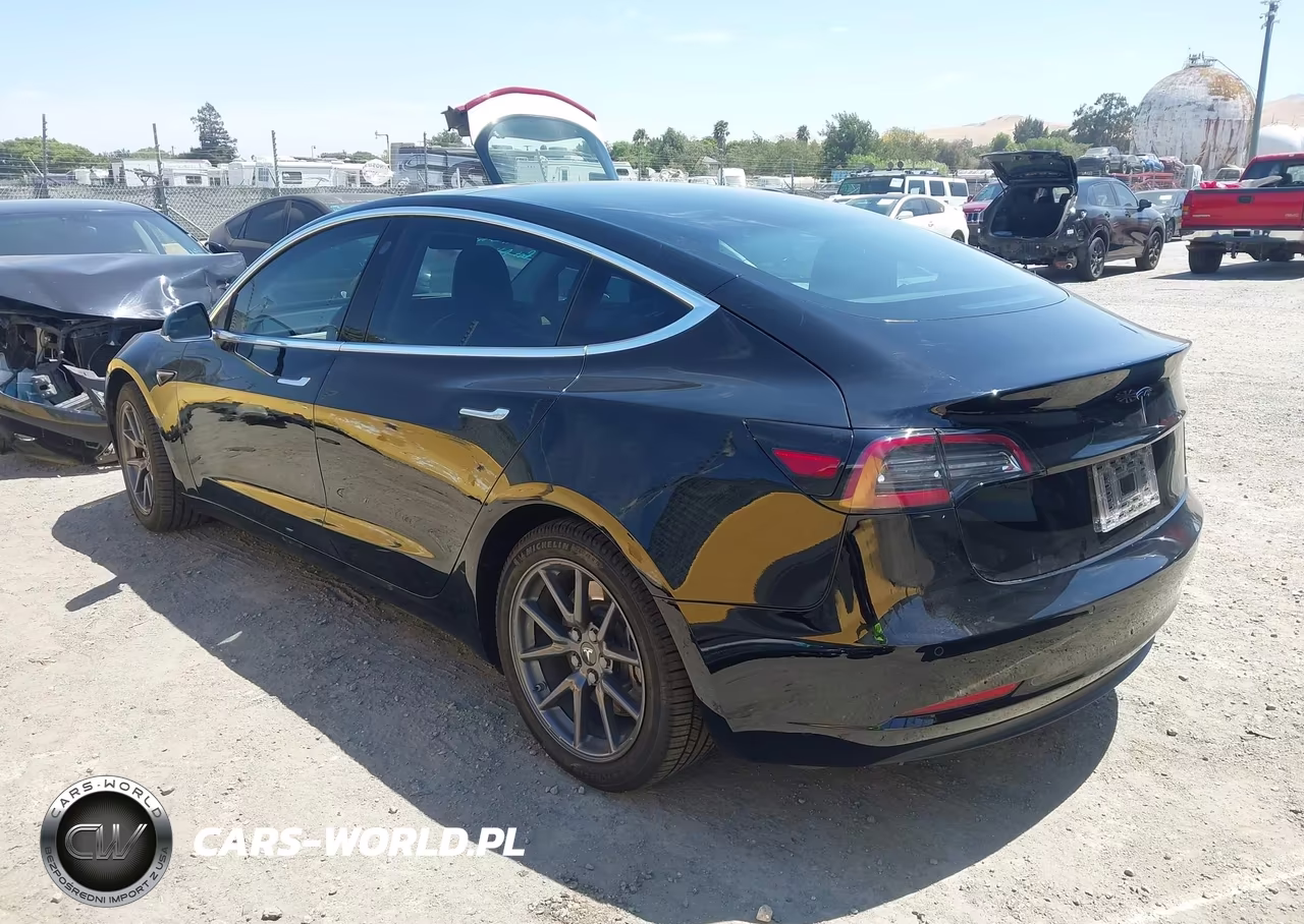 2018 Tesla Model 3 Long Range-Mid Range VIN:5YJ3E1EA6JF012565 - 3