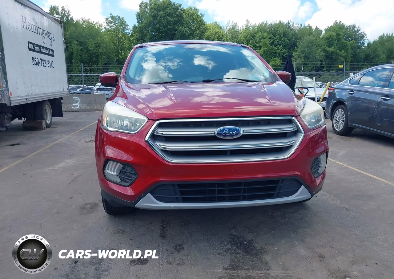 2017 Ford Escape Se VIN:1FMCU9GD9HUE62992 - 6