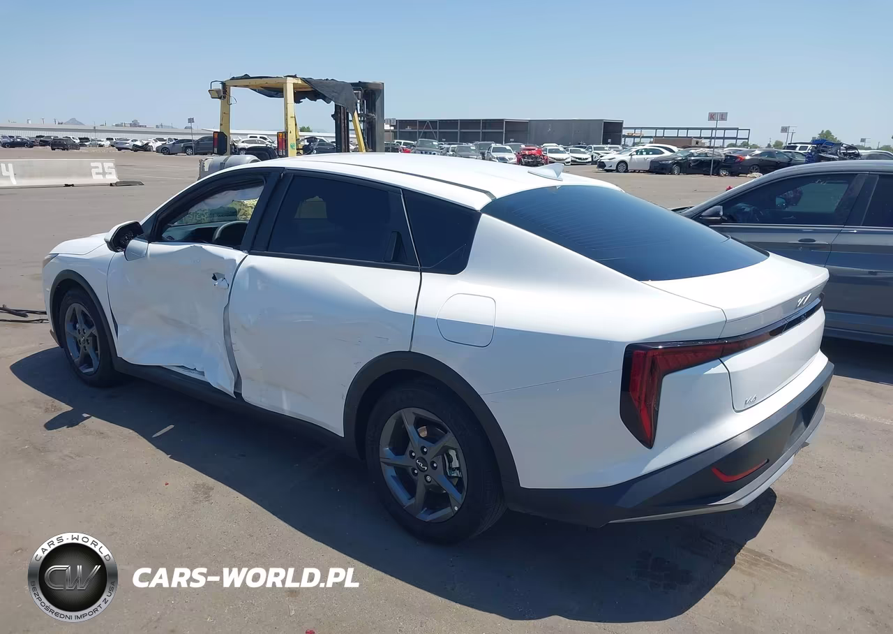 2026 Kia K4 Lxs VIN:3KPFT4DE8TE289283 - 3
