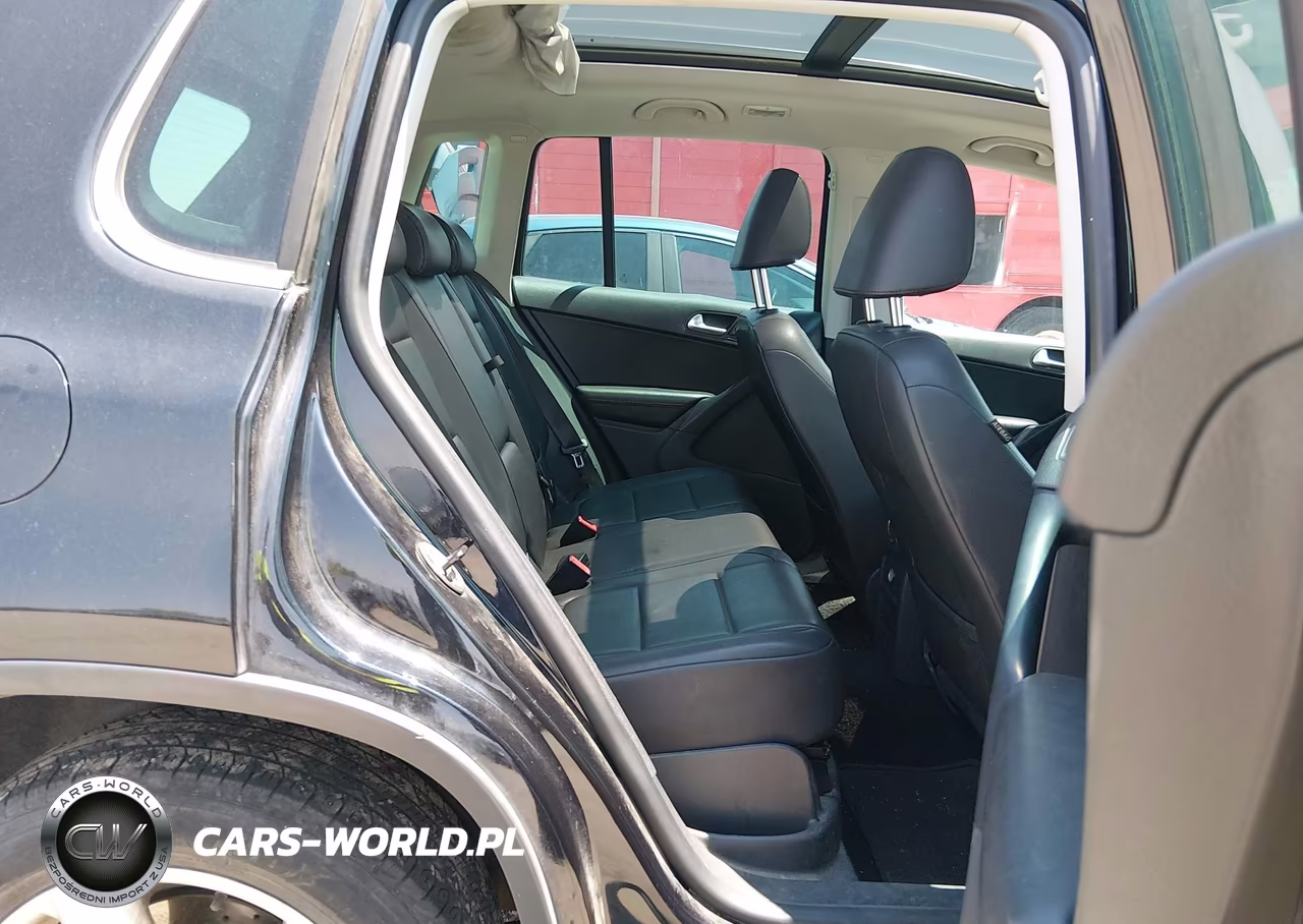2010 Volkswagen Tiguan Wolfsburg Edition VIN:WVGBV7AX1AW514058 - 8