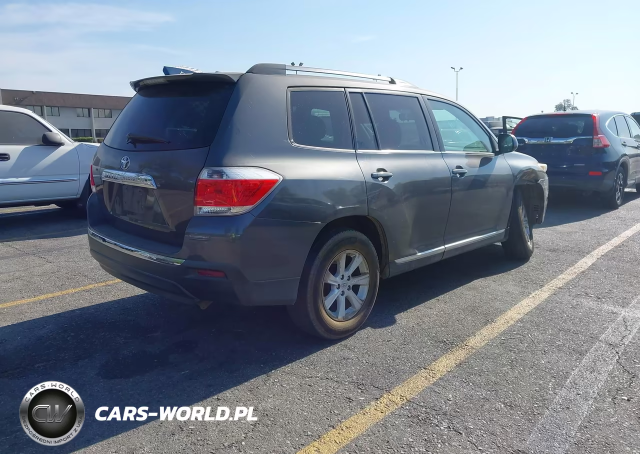 2012 Toyota Highlander Base V6 VIN:5TDZK3EHXCS056904 - 4
