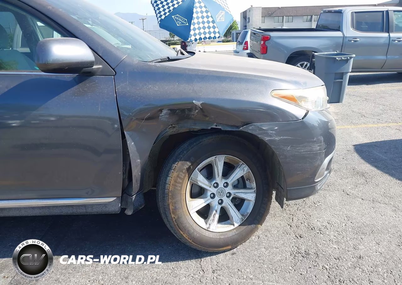 2012 Toyota Highlander Base V6 VIN:5TDZK3EHXCS056904 - 6