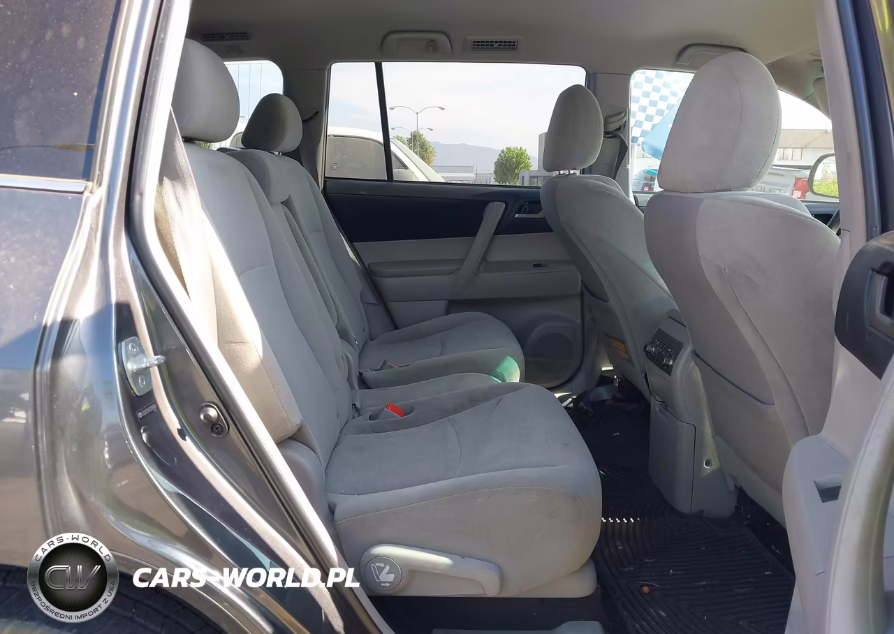 2012 Toyota Highlander Base V6 VIN:5TDZK3EHXCS056904 - 8