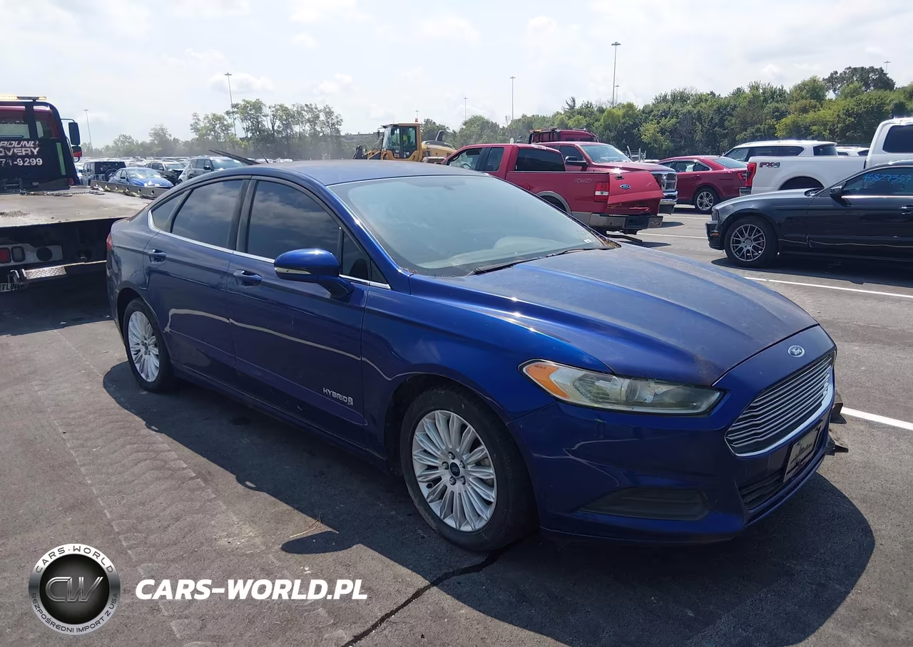 2014 Ford Fusion Hybrid Se – zdjęcie 1 z 10
