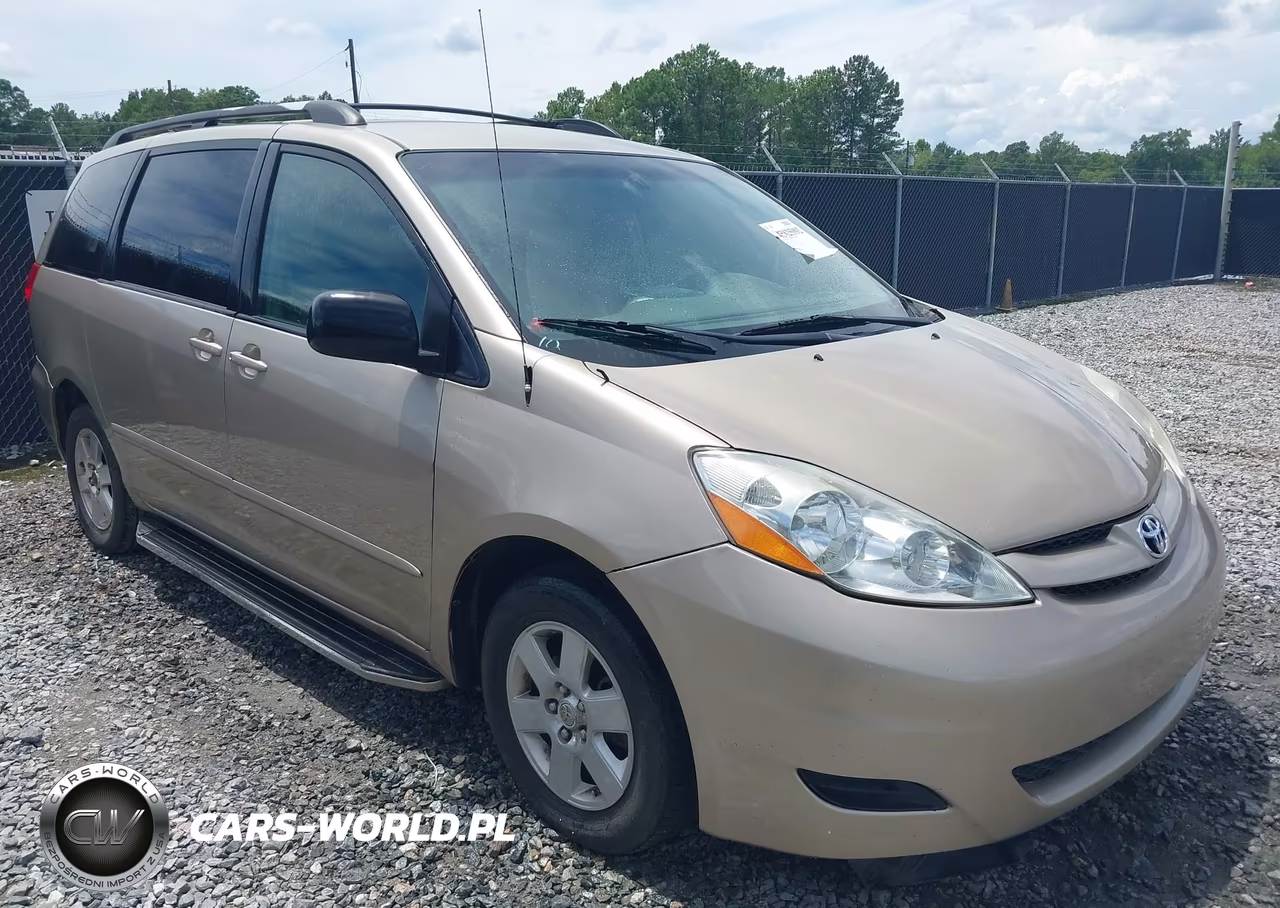 2009 Toyota Sienna Le VIN:5TDZK23C19S266138 - 1