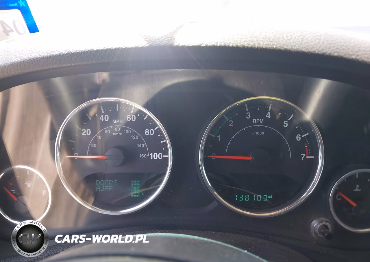 2016 Jeep Wrangler Unlimited Rubicon VIN:1C4BJWFG7GL179322 - 7