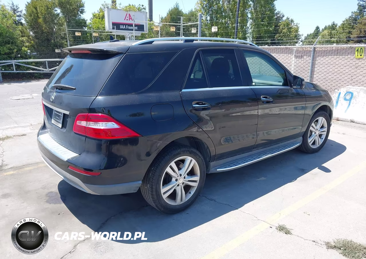 2015 Mercedes-Benz Ml 350 VIN:4JGDA5JB1FA487901 - 4