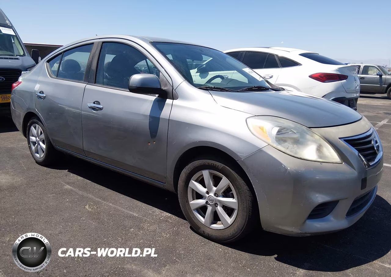 2014 Nissan Versa 1.6 Sv