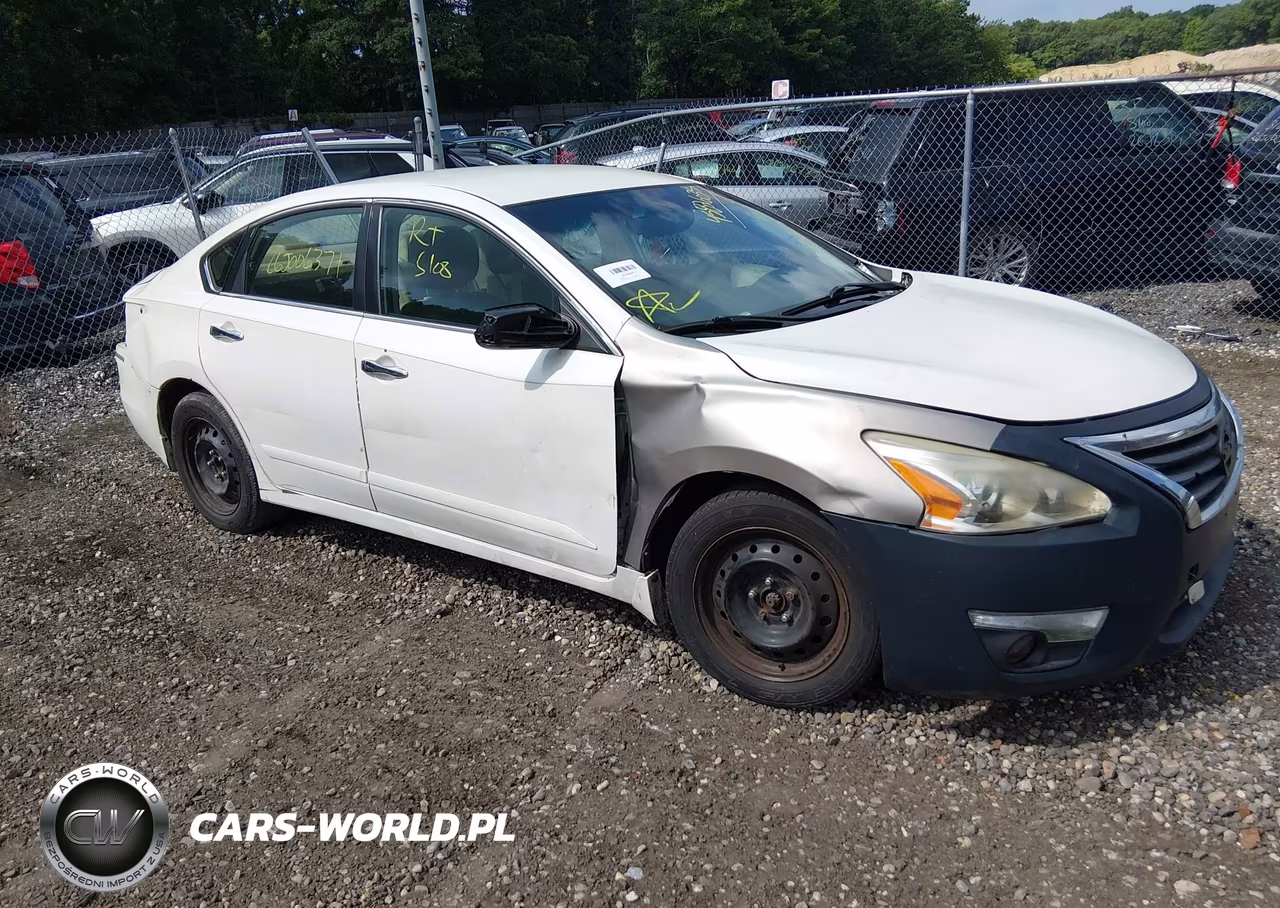 2015 Nissan Altima 2.5 S – zdjęcie 1 z 11