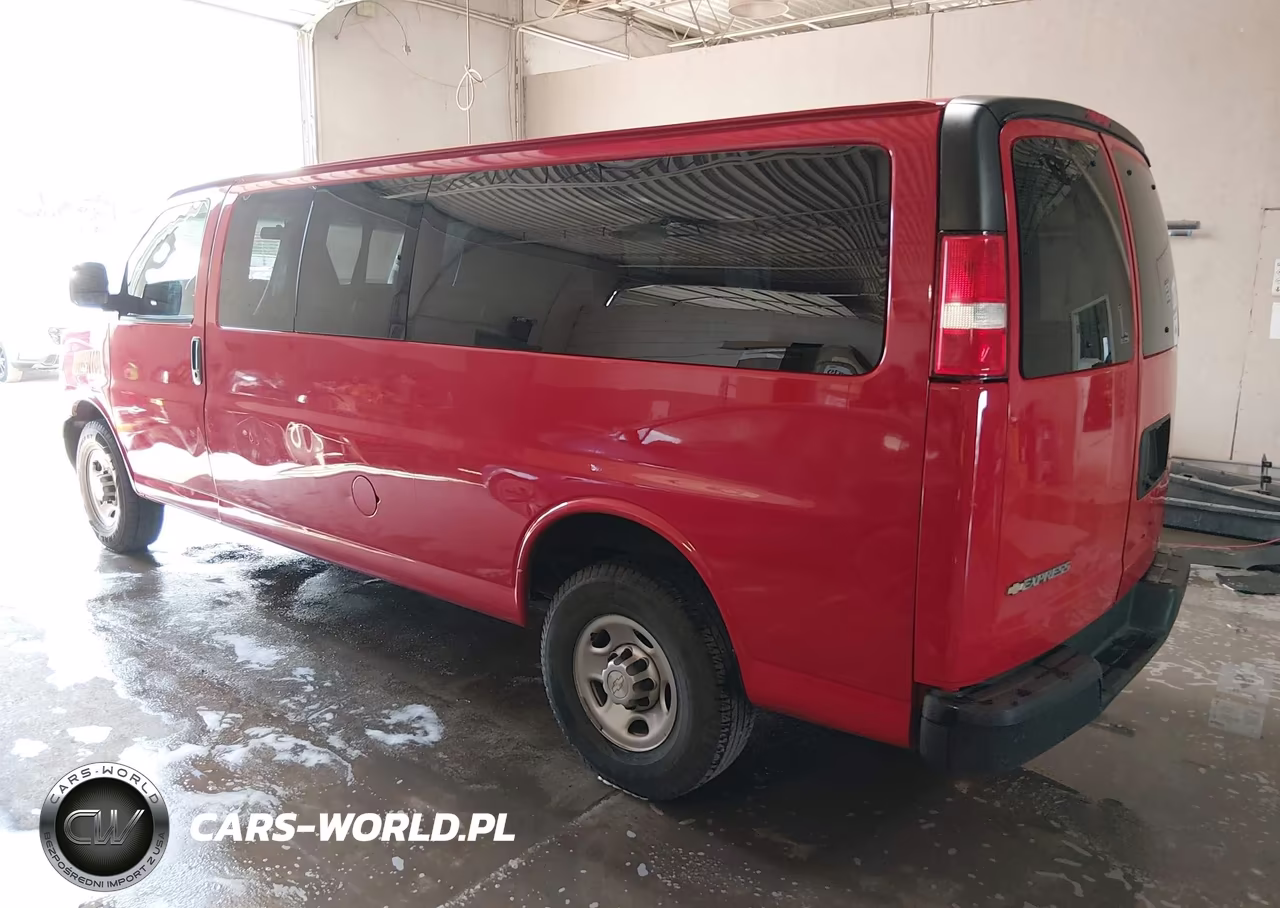 2020 Chevrolet Express Passenger Rwd 3500 Extended Wheelbase Ls VIN:1GAZGNFP2L1256376 - 3