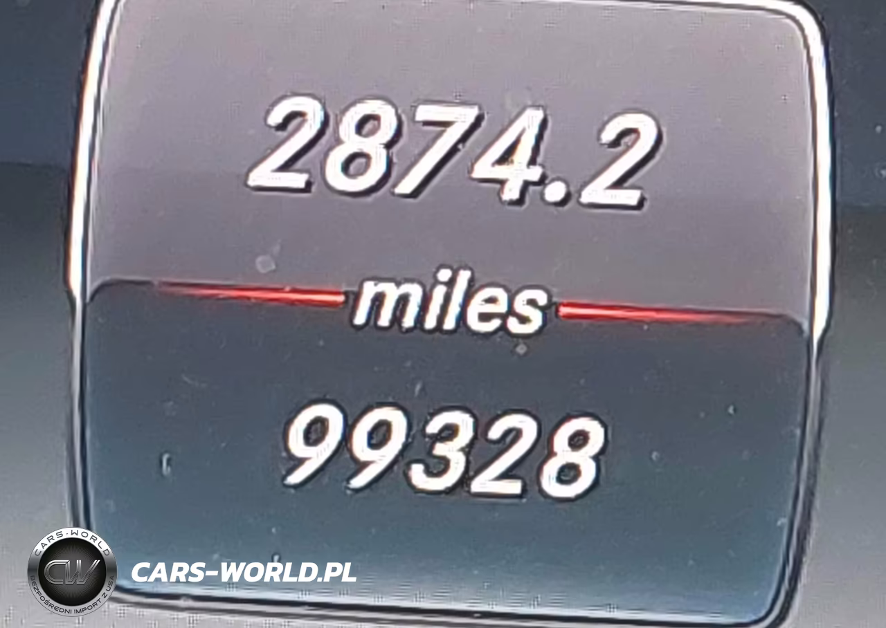 2016 Mercedes-Benz C 300 VIN:55SWF4JB0GU119919 - 16