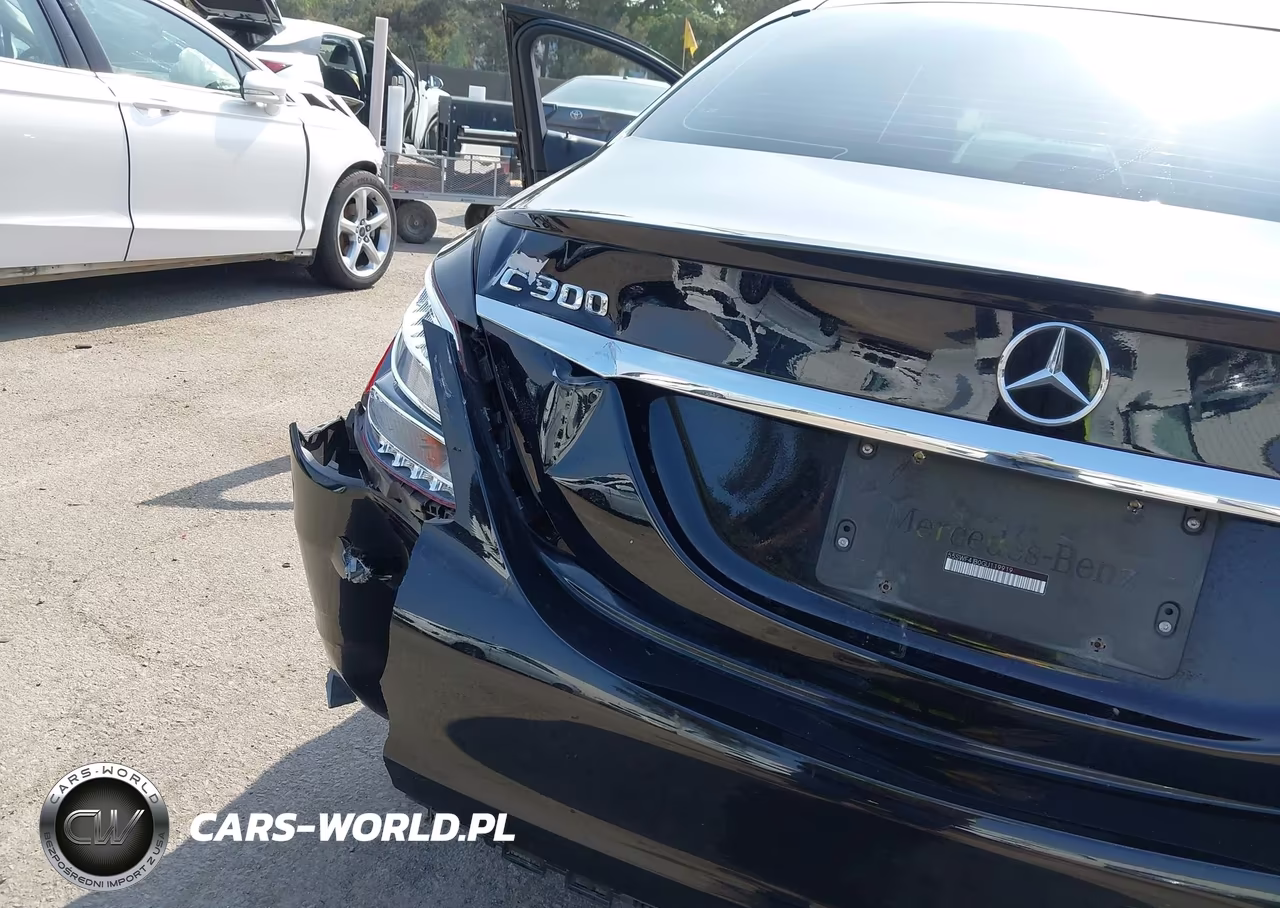 2016 Mercedes-Benz C 300 VIN:55SWF4JB0GU119919 - 6