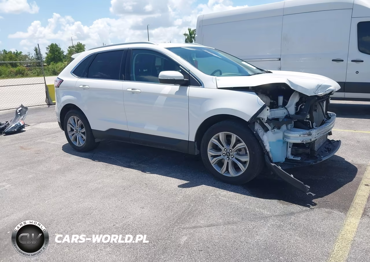 2024 Ford Edge Titanium