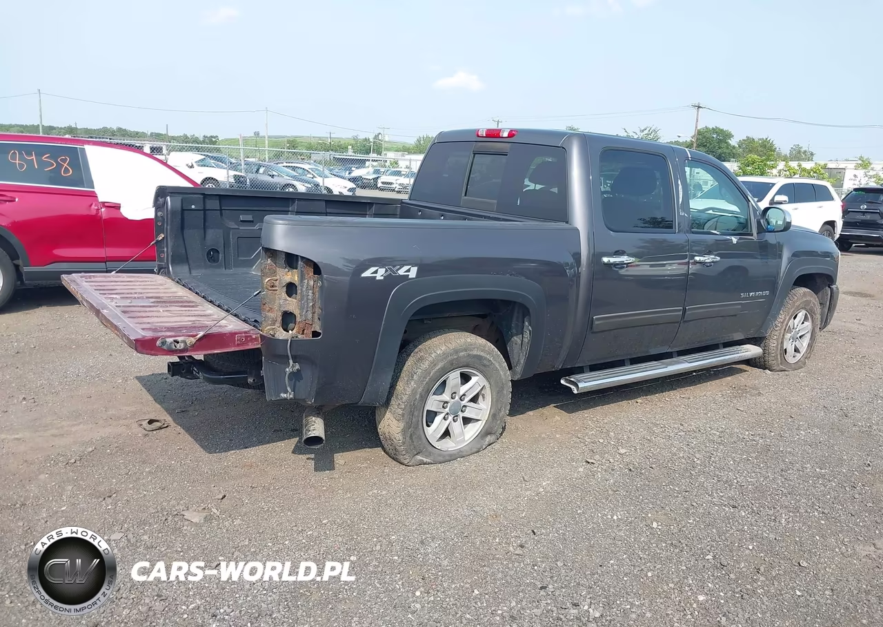 2011 Chevrolet Silverado 1500 Lt VIN:3GCPKSE38BG244579 - 4