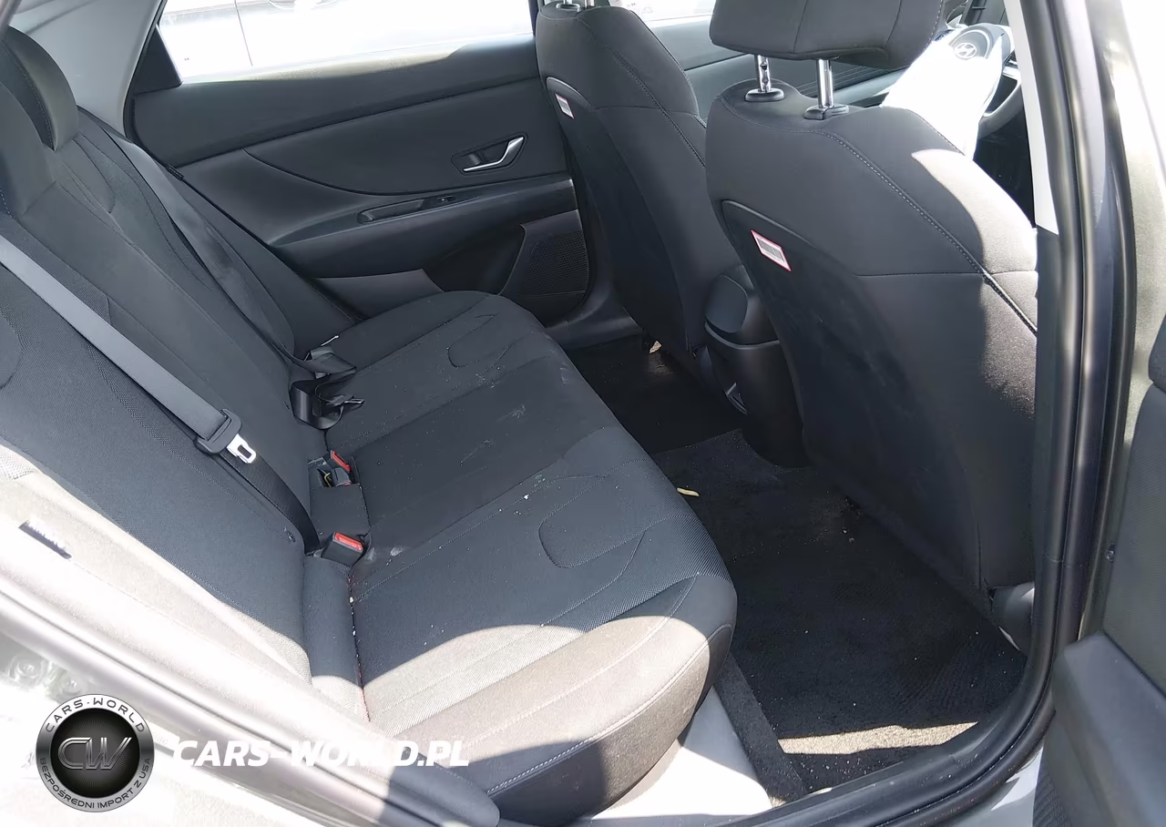 2026 Hyundai Elantra Se VIN:KMHLL4DG8TU253191 - 8
